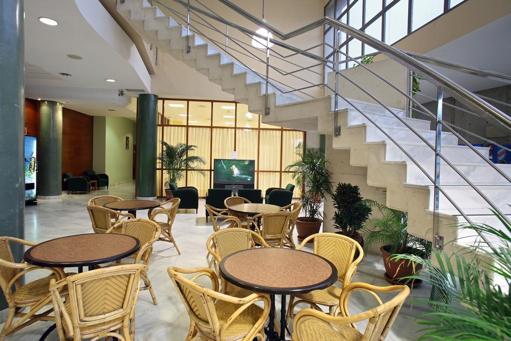Residencia La Cartuja Hostel Seville Exterior photo